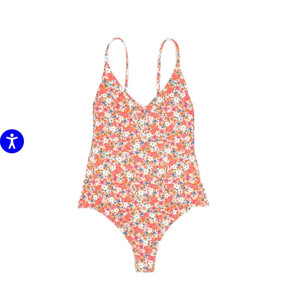 Midori Mahina One Piece in Ohia